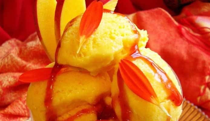Afbeelding van Mangeade (mango - amandel ijsdessert met kokosmelk)