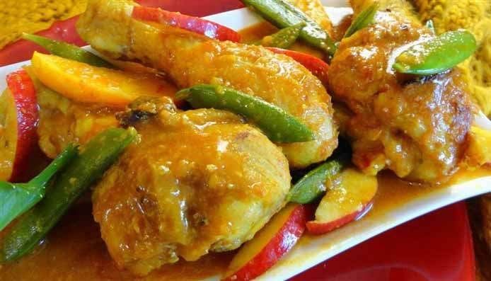 Afbeelding van recept met Desi Drummies (speciale romige drumsticks met mango/appel en sugar snaps)