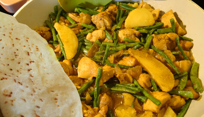 Afbeelding van recept met Surinaamse Roti Kip Masala